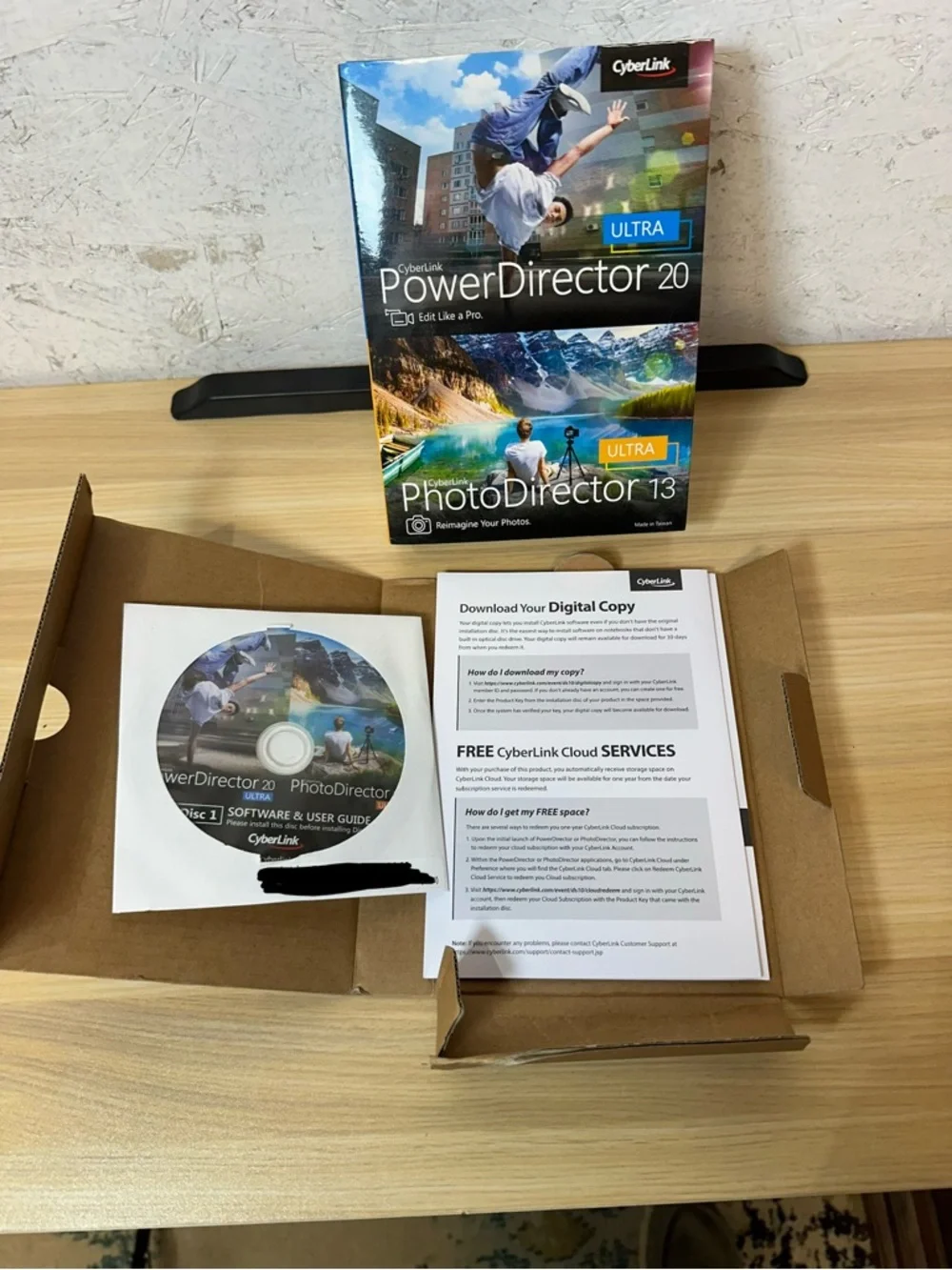 PowerDirector 20 & PhotoDirector 13 Ultra Bundle - Black - Picture 7 of 7